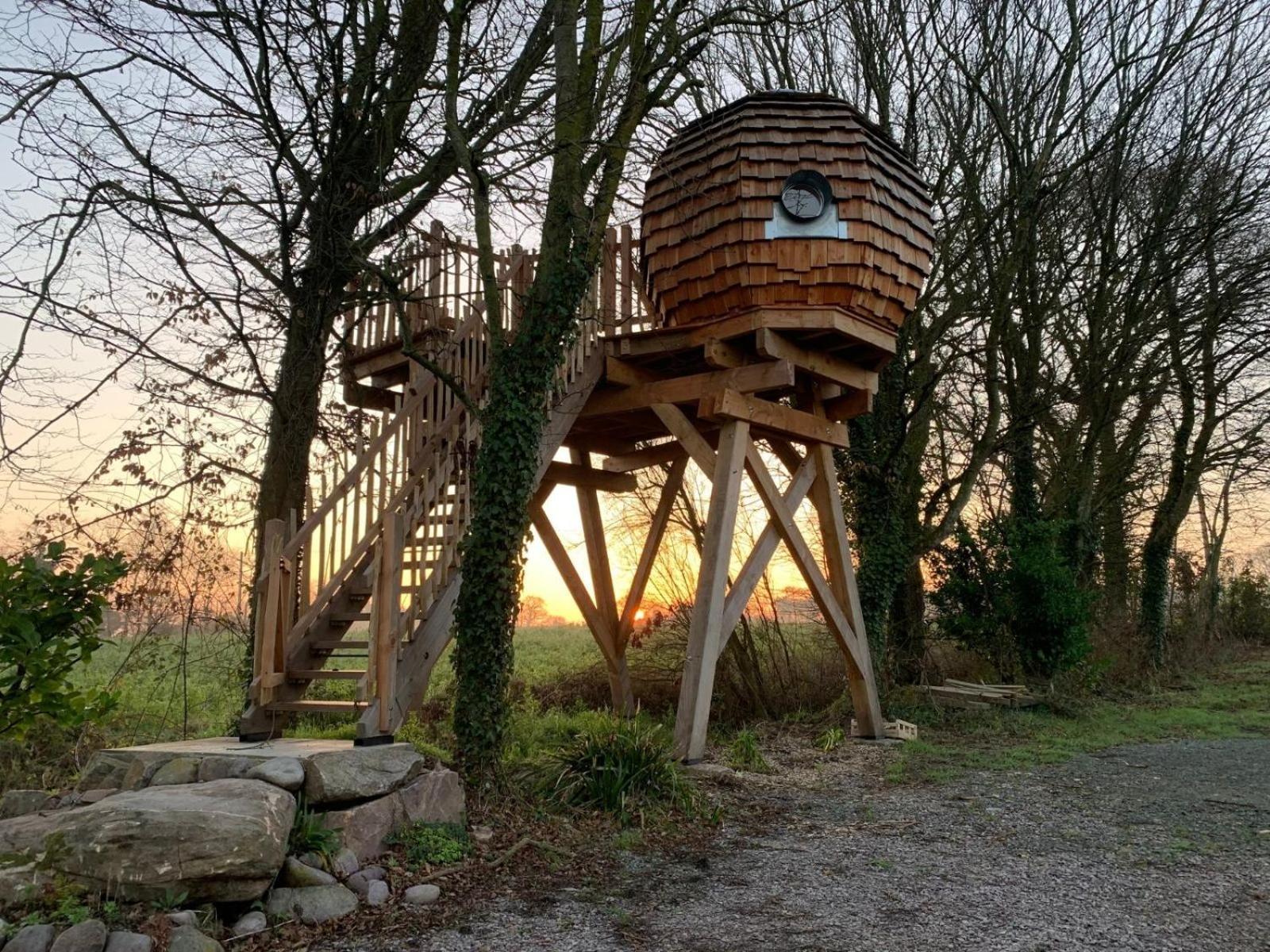 La Ville Es Renais - Ferme Et Maison D'Hotes Insolite แอร์คิ ภายนอก รูปภาพ